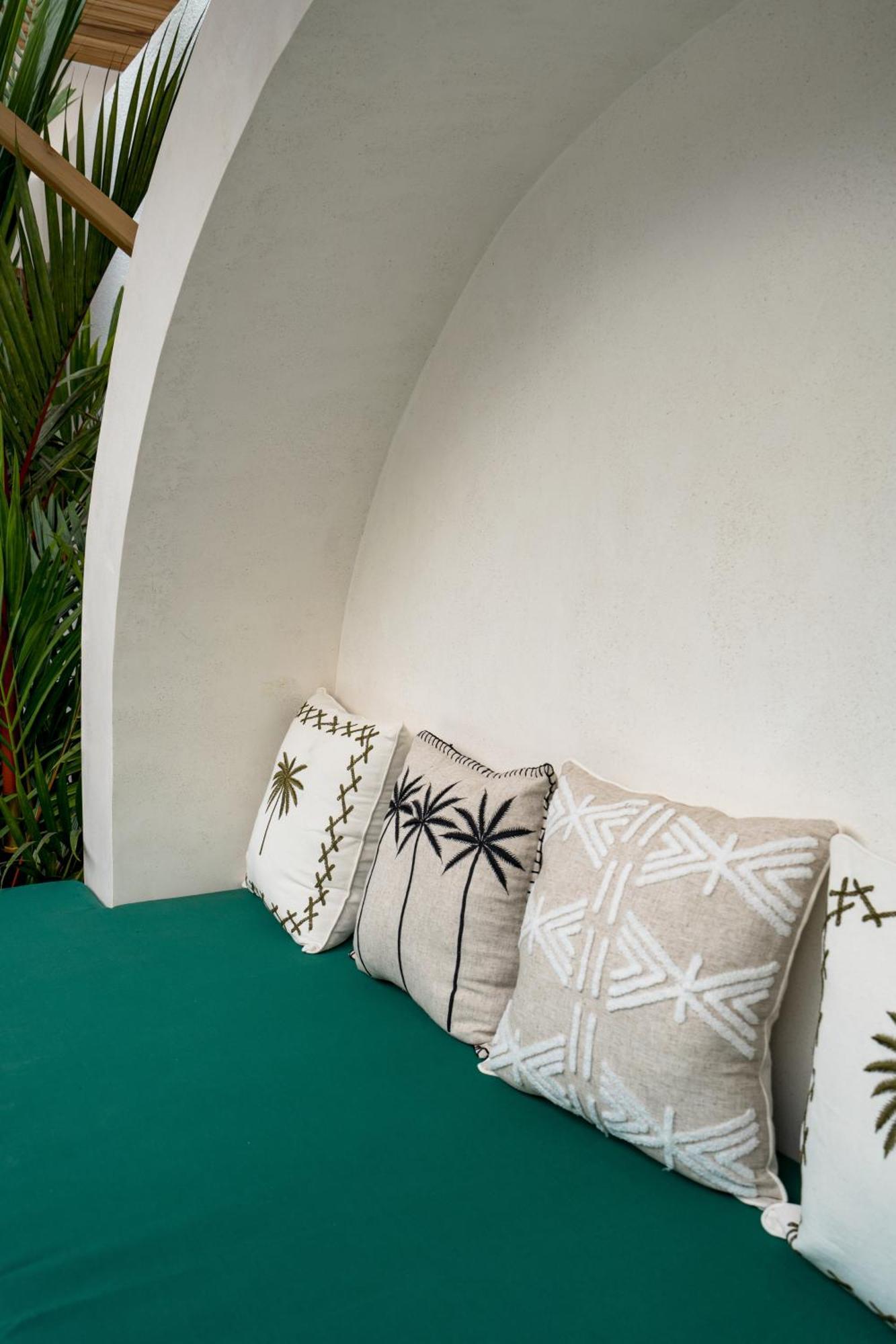 Villa Maria - Uluwatu By Yolla Hospitality Kültér fotó